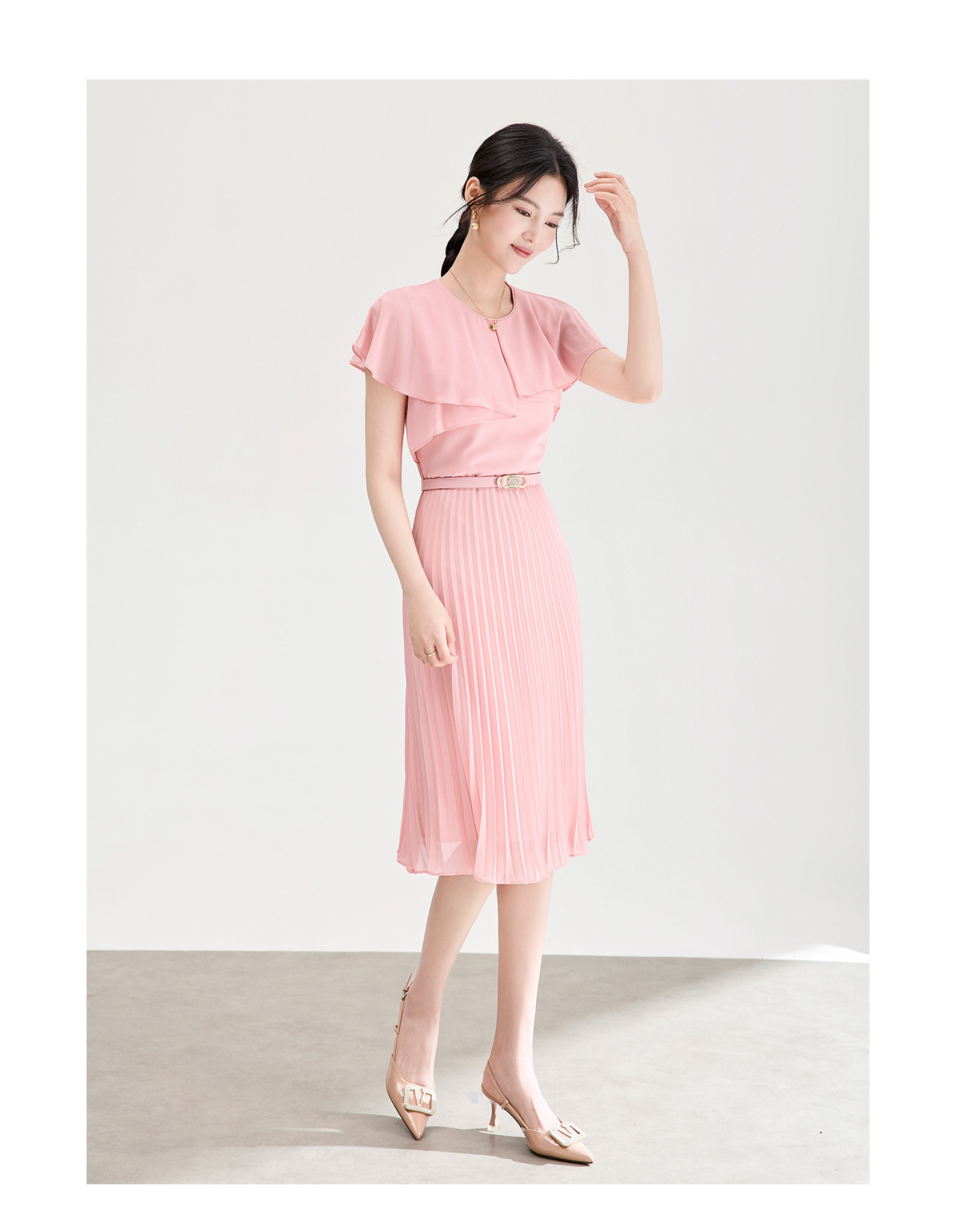 Đầm maxi nữ thắt eo chất liệu chiffon phối lá sen xếp ly — màu đen chi tiết 12