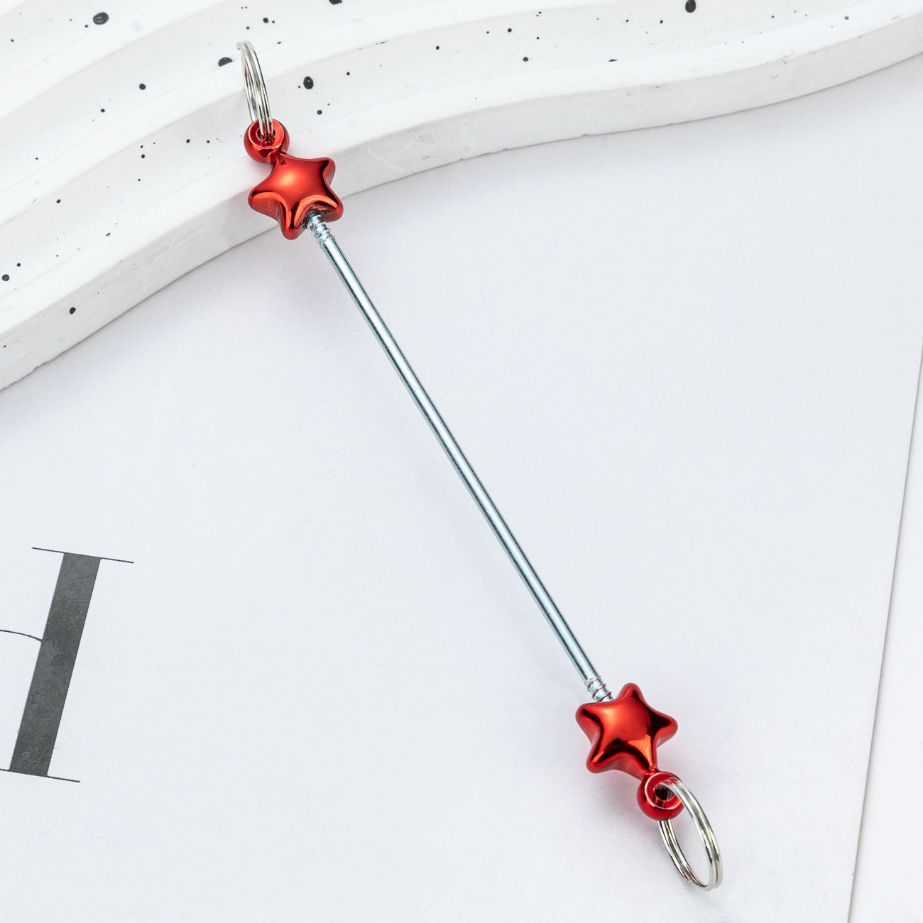 Creativo colgante de accesorios de llavero de amor con cuentas de bricolaje nuevo poste de plástico con cuentas accesorios de llavero con cuentas