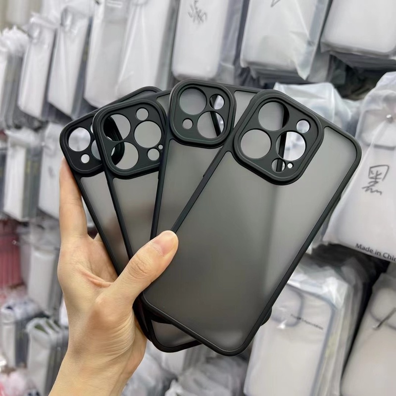 iPhone15promaxに適したつや消し肌の感触、細かい穴のオールインクルーシブブラックアーマーApple 14/16落下防止携帯電話ケース|undefined