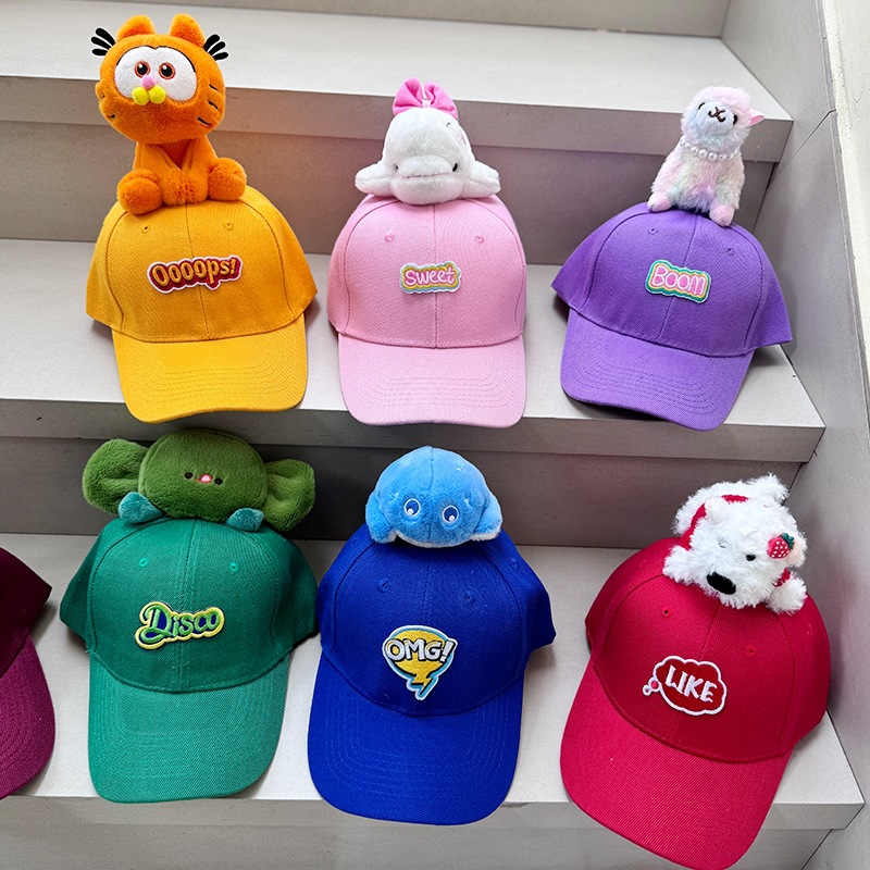 2025 primavera y verano nuevo sombrero de lengua de pato muñeca de dibujos animados transfronterizos sombrero de béisbol para padres e hijos modelado sombrero de lona