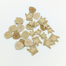 皇冠皮标仿鹿皮绒软标压花手工皮标儿童服饰鞋帽配件