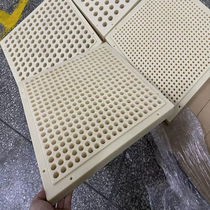 米黄尼龙板棒加工雕刻白色尼龙黑色尼龙蓝色黄色绿色尼龙棒管材
