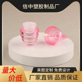批发彩妆化妆品 小巧便携口红唇彩管可爱卡通蜜罐唇釉管厂家包材