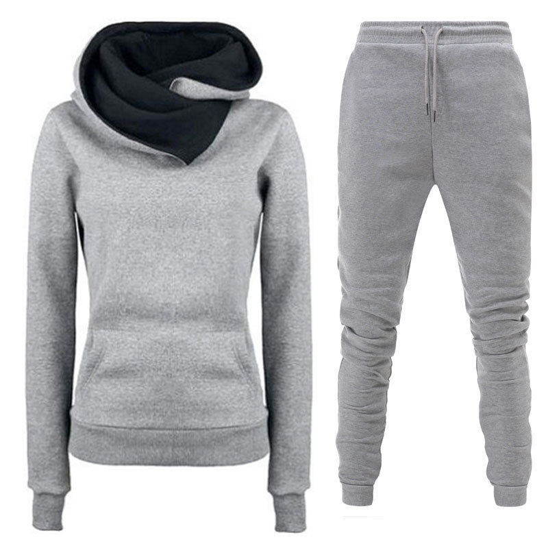En stock 23 Otoño e Invierno Nuevo traje de ropa deportiva con Capucha forrada de lana para mujer bolso cálido suéter pantalones ropa de mujer al por mayor
