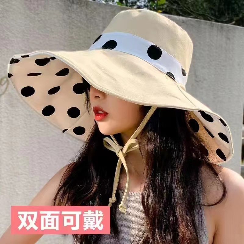 Summer beach travel fashionable big hat