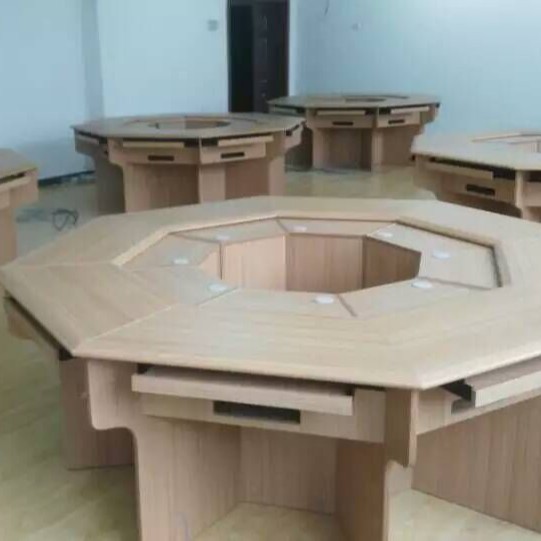 学校六边六角形创客电脑 组合拼接 图书馆阅览桌 梯形组合桌