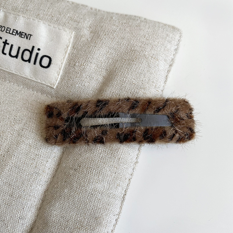 깊은 표범 무늬-직사각형