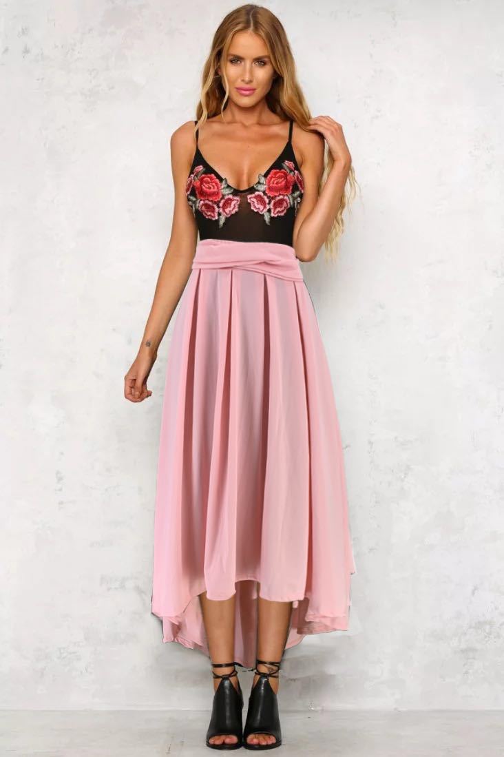 Fashion commuter wish independent station foreign trade sales European and American clothing solid color large swing belt skirt ready stock_vogarts.com