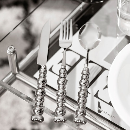 Light luxury pearl handle knife, fork and spoon set, high-looking retro Western stainless steel tableware set, three-piece wholesale