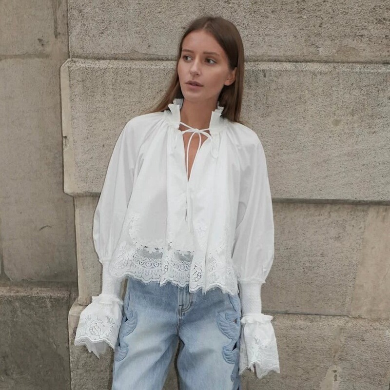 French-style white stand-collar bell-sleeve shirt for women, 2026 autumn cross-border elegant lace patchwork top women's clothing