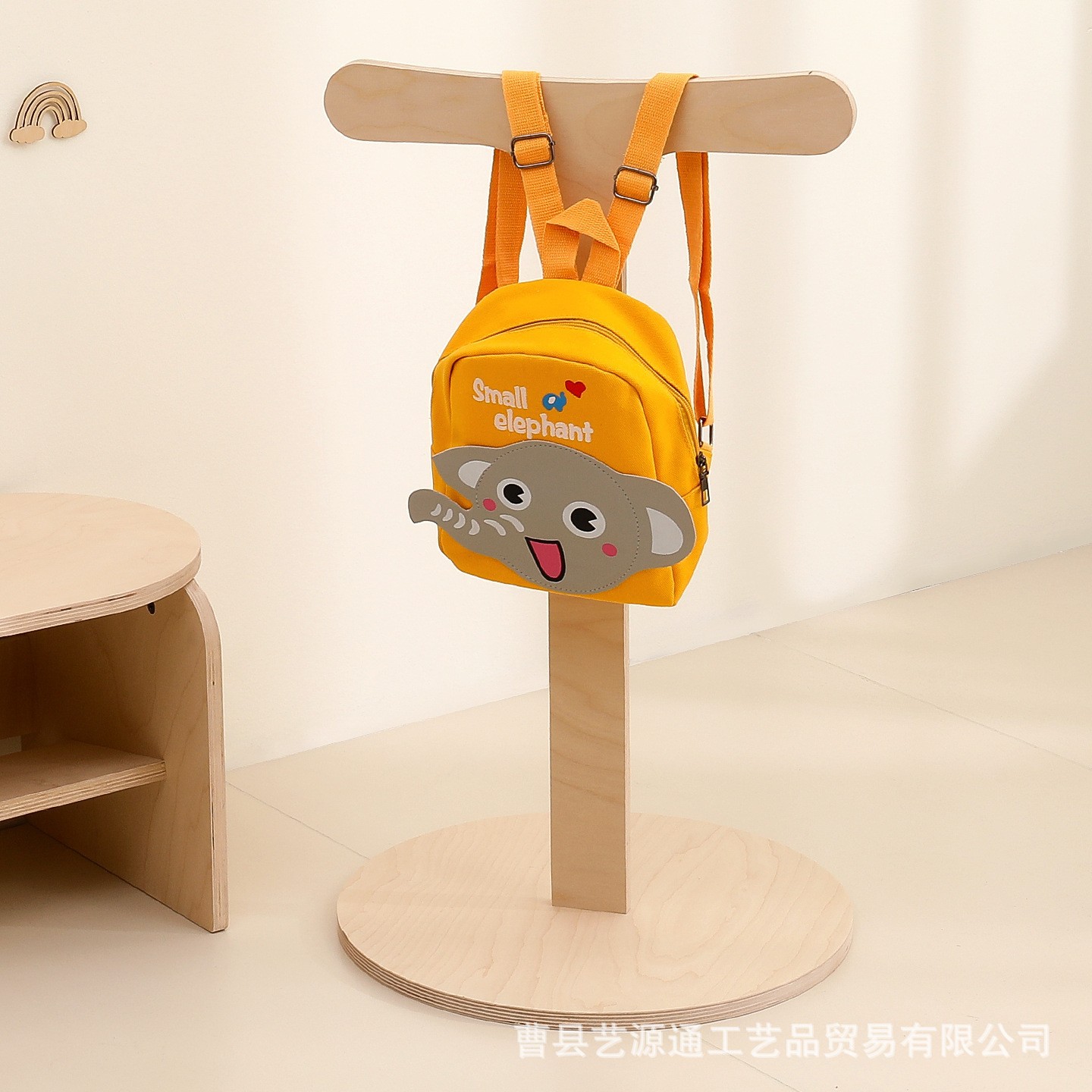 Children's Simple Clothing Storage Rack, Baby's School Bag Rack at the Entrance of the Kindergarten, Baby's Room Decoration Rack, Kindergarten