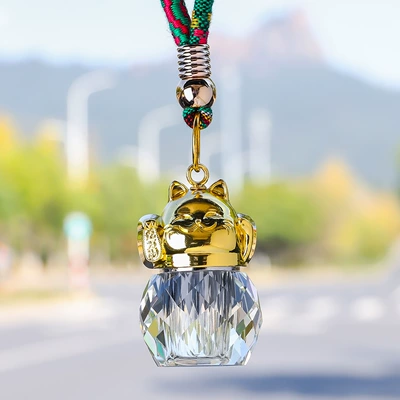 pendant car aromatherapy empty bottle: Car hanging - lucky-cat-pendant-empty-bottle