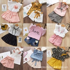 女の子夏半袖スーツ 2025 新しいベビーファッショナブルなツーピースセットトレンディな子供の夏の薄い服