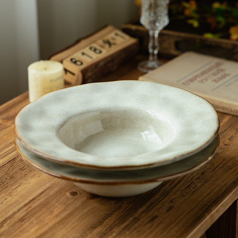 Alto valor nominal simple de color sólido de cerámica gorra de paja tazón de pasta de gran capacidad cubiertos platos platos al por mayor tazón de ensalada doméstica