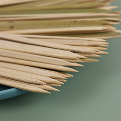 Flat skewers, wide flat green leather bamboo skewers, mutton skewers, flat skewers, barbecue spicy hot iron cannon skewers, barbecue needle Lin Yan