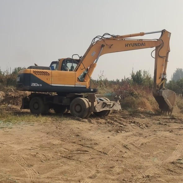 Vehículo de movimiento de tierras usado Hyundai 210 - 9 Excavadora barato con vídeo e imágenes