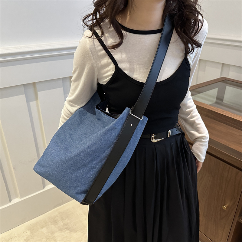 Nichezhong retro bolso de cubo para mujeres 2024 nuevo otoño y invierno versátil bolso de alta sensación bolso de hombro