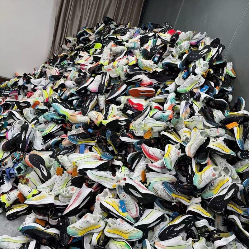 Cross-border wholesale Fujian men's running shoes, casual soft-soled breathable running shoes, lightweight shock-absorbing street stall sports shoes Cross-border wholesale Fujian men's running shoes, casual soft-soled breathable running shoes, lightweight shock-absorbing street stall sports shoes