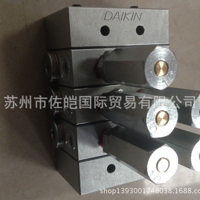 原装日本DAIKIN大京品牌 M-3型号配带开关干油分配器
