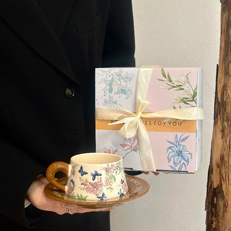 Girly Heart Original Design Niche Crape Myrtle Ceramic Coffee Cup and Saucer Set as a Birthday Gift for Male and Female Friends
