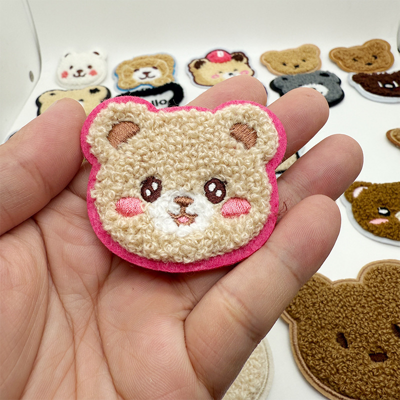 かわいい漫画子供服刺繍アクセサリーベアタオル刺繍布ステッカー穴修理手縫い DIY パッチ刺繍|undefined