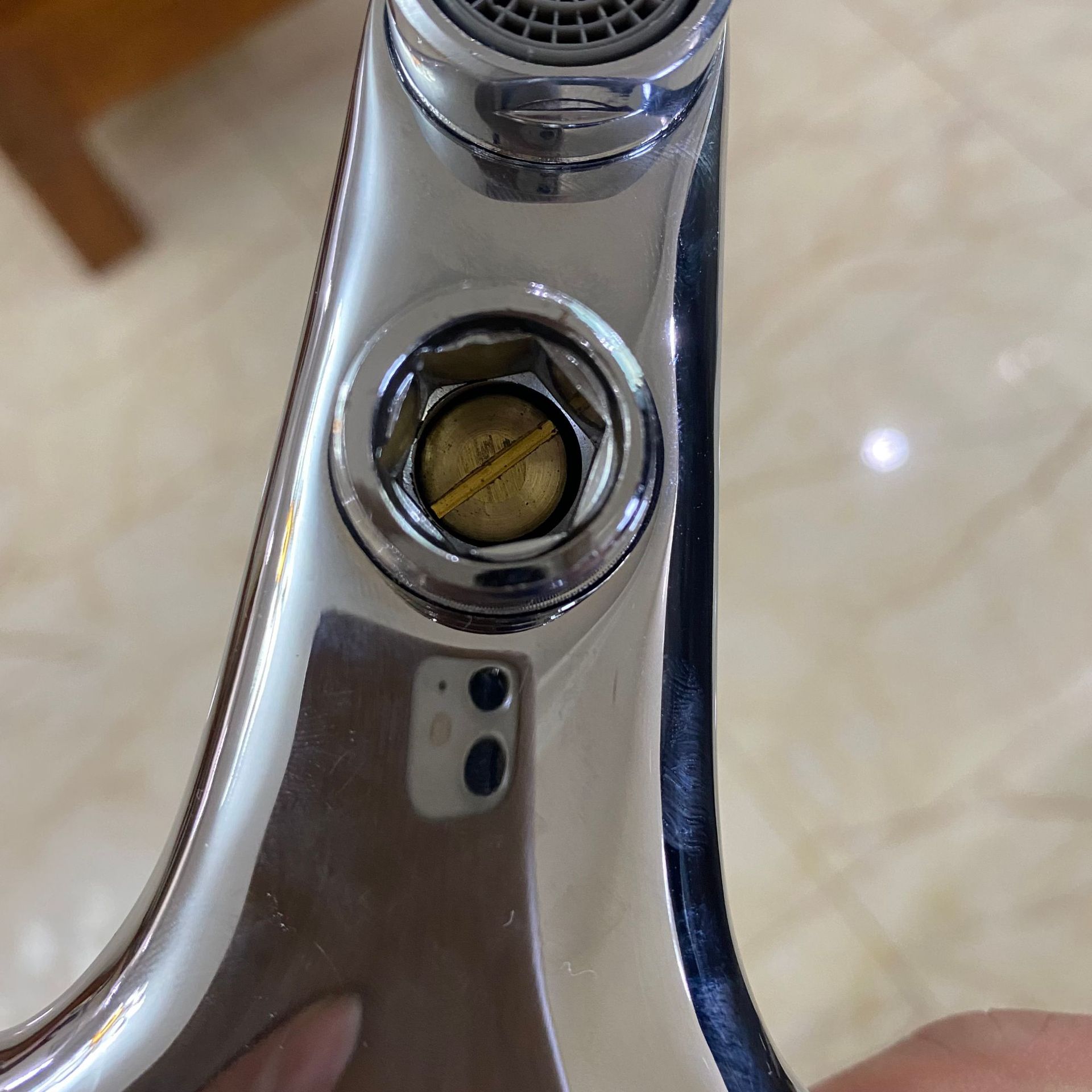 Copper main body concealed bathtub faucet mixing valve IELTS three-in-one shower faucet cold and hot bathroom bathroom undefined