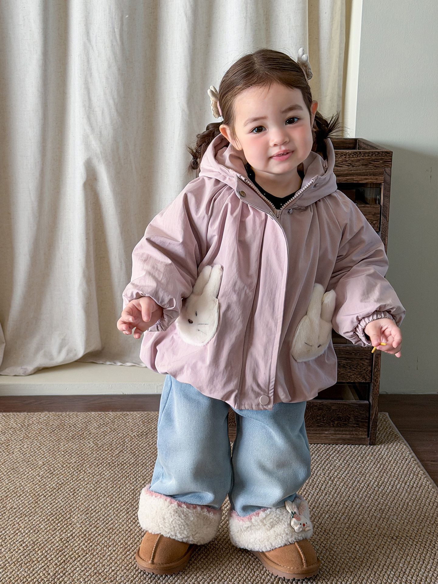 Ropa de algodón de niñas ropa de invierno 2025 nuevo abrigo de calentamiento grueso chaqueta de algodón de niños ropa de bebé