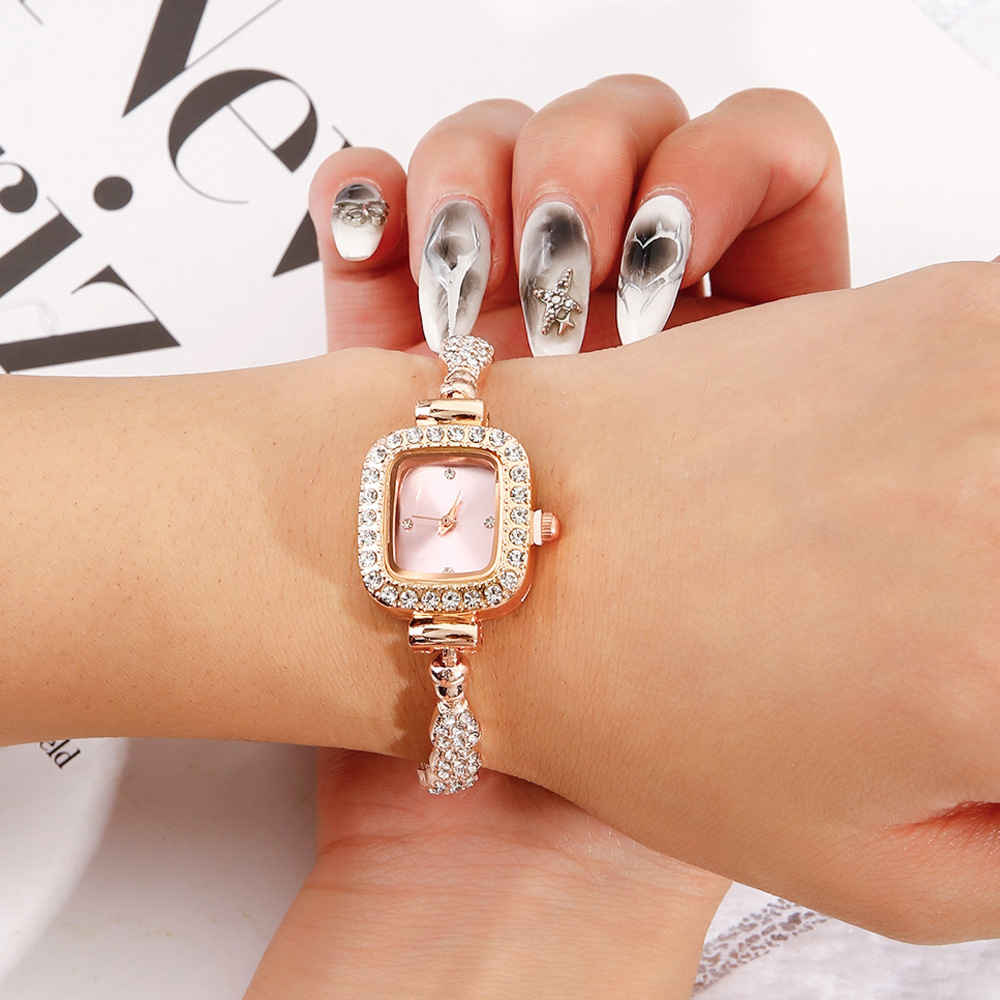 Quartz Watch Image 3