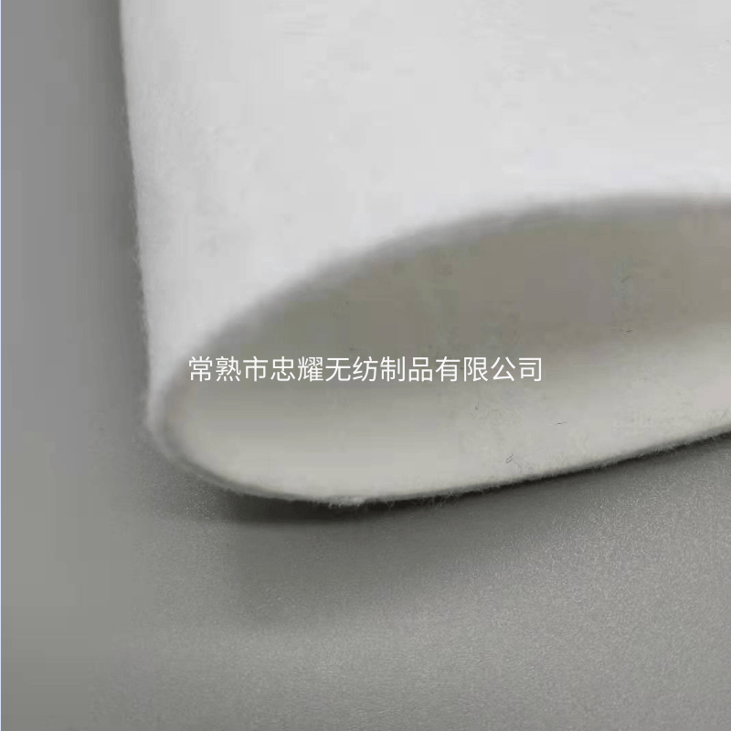 厂家生产黏胶吸水针刺无纺棉服装内衬夹层绗缝针刺棉白色定型棉