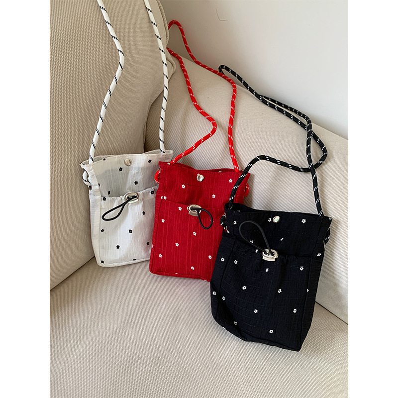 Pleated Cloud Bag for Women, 2026 New Korean Style, Summer, Versatile, Casual, Gentle, Sweet, Shoulder/Crossbody Phone Bag