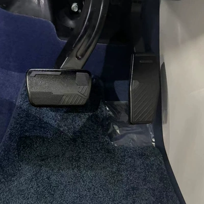 Suitable for Buick Gl8, Dekorativ pedal başlıqları - buick-gl8throttle-brake-foot-pedalblack