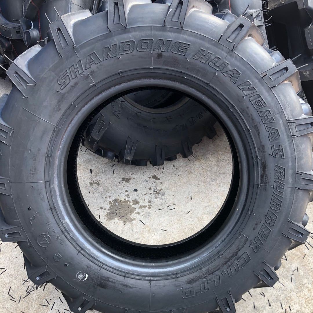 Neumático en espiga para tractor 500/600-12/600/650/750-16