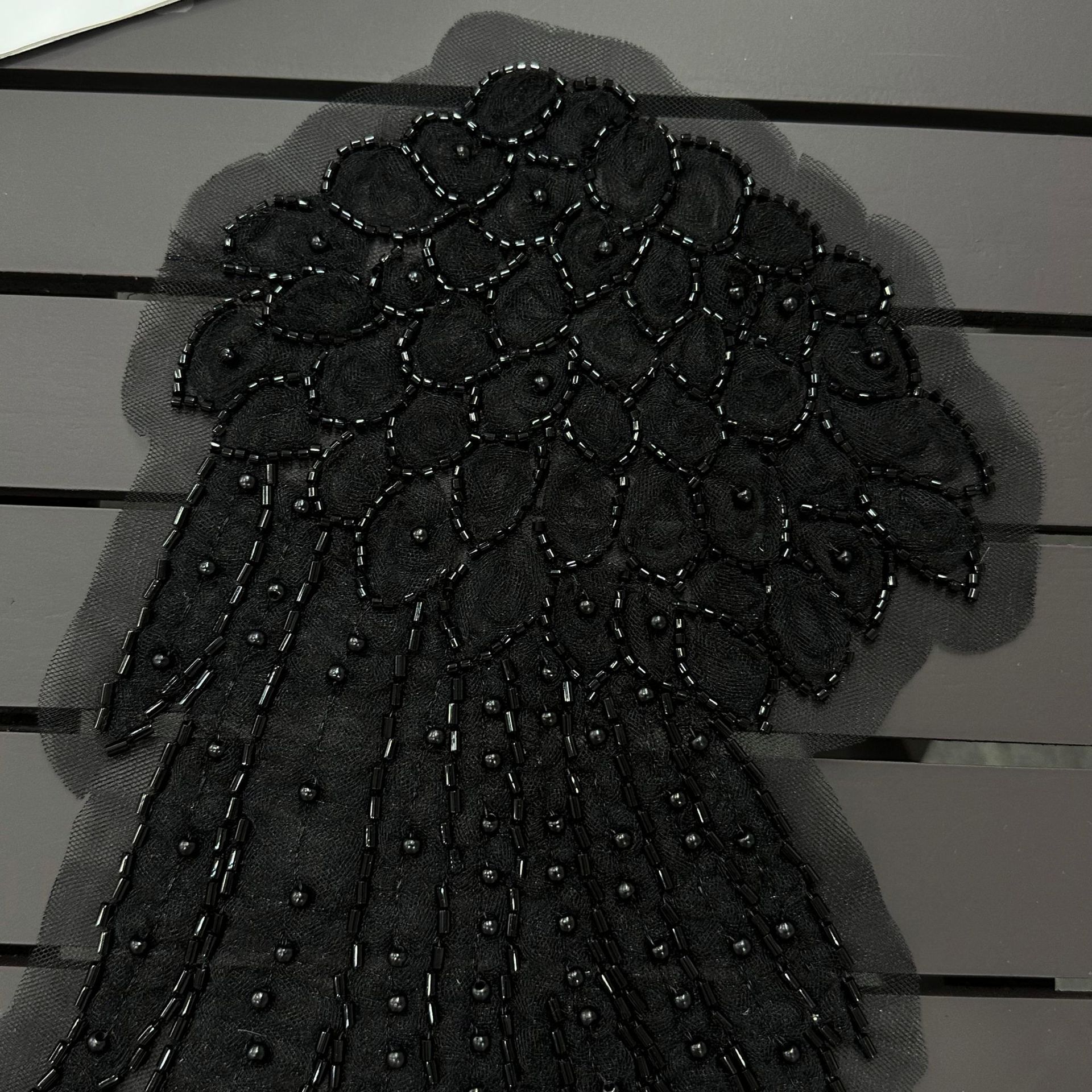 Inventario bordado hilo de malla alas a cuentas de flores tubo bordado de cuentas de esquinilla de fabricación de ropa hecha a mano accesorios de encaje image 2