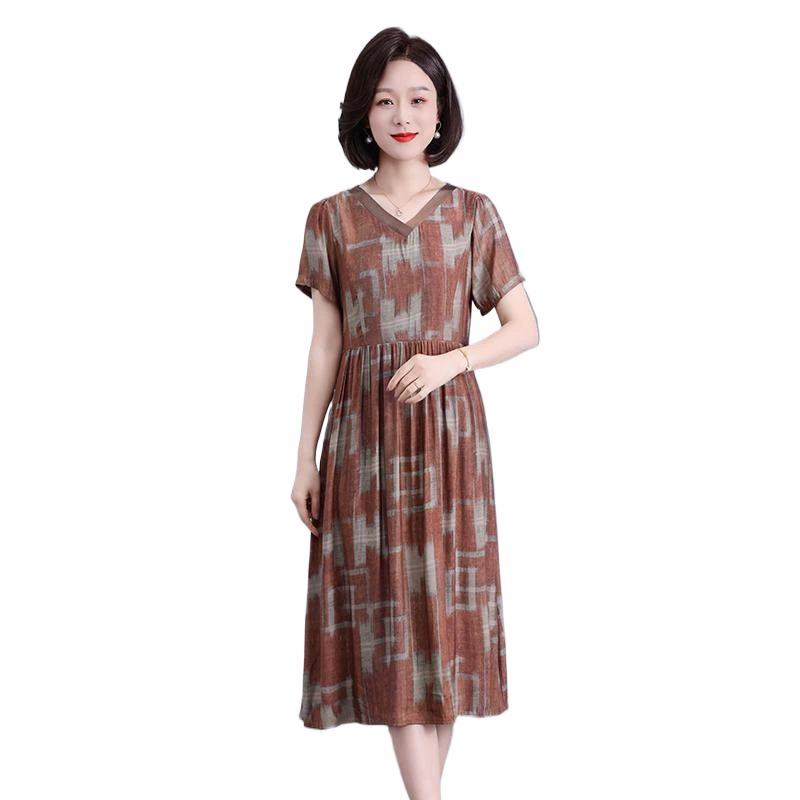 Мама достойное атмосферное платье шифоновое имитация шелка