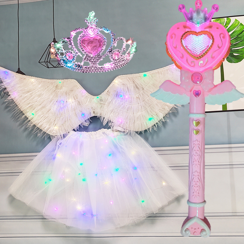 Alas de tela blanca Falda de lámpara blanca Corona de lámpara rosa Palillo de proyección de amor