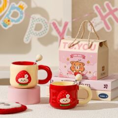 クリエイティブ磁気かわいいイチゴ DIY 人形セラミックマグ女の子のためのかわいい家庭用ドリンクカップ寮用
