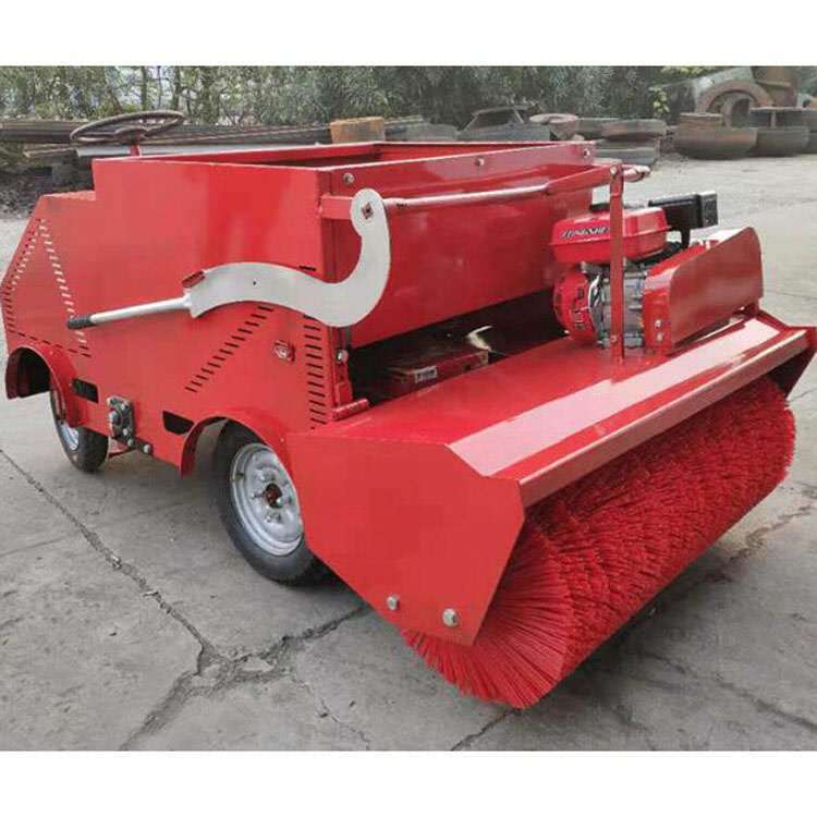 人工草坪梳理机 足球草坪梳草机 公园草坪刷草机