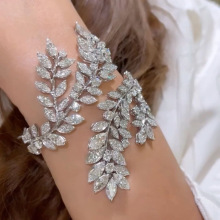 ���Q���u�ع��ʯ���CŮʿ�͹��~���_�����C�����ֱ��Ʒbracelet