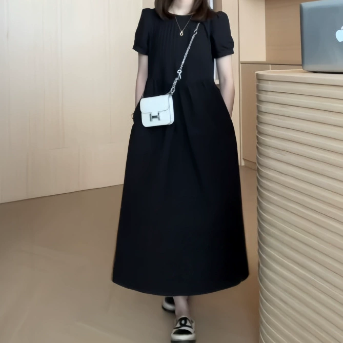 Летнее модное универсальное тонкое французское маленькое черное платье с круглым вырезом в стиле Хепберн, модное тонкое повседневное длинное платье с короткими рукавами