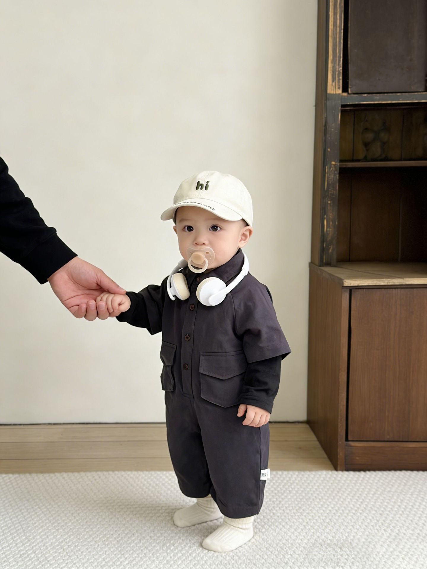Ropa infantil coreana guapo hombre bebé primavera moda falsa dos piezas unidad de ropa de bebé nuevo viento ropa de escalada