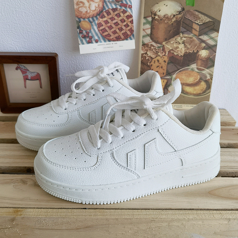 Thick-soled white shoes for women ins trendy 2022 Spring and Autumn New Versatile big toe casual shoes sneaker board shoes