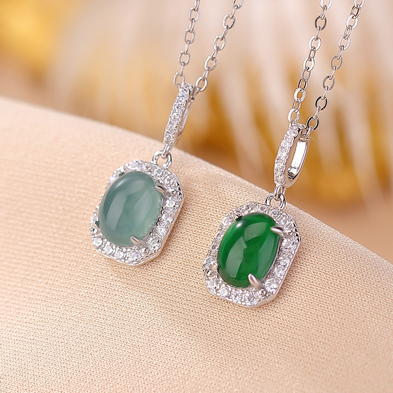 Mặt dây chuyền hình quả trứng bạc S925 đính ngọc bích xanh phong cách retro — Ngọc lục bảo xanh (không có dây chuyền)