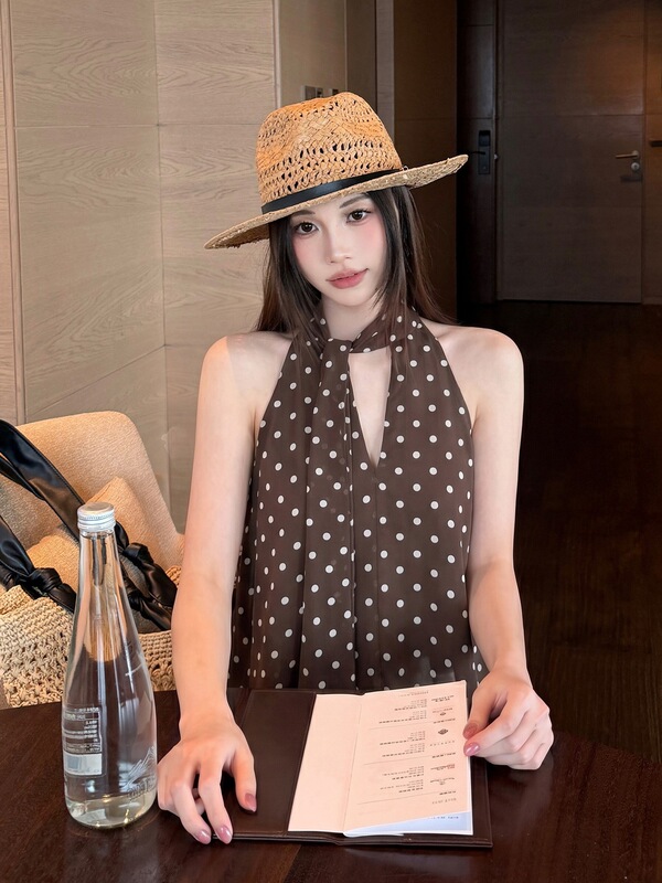 French-style casual commuting coffee-colored polka dot sleeveless blouse with ribbons for women, summer loose and lightweight chiffon top French-style casual commuting coffee-colored polka dot sleeveless blouse with ribbons for women, summer loose and lightweight chiffon top