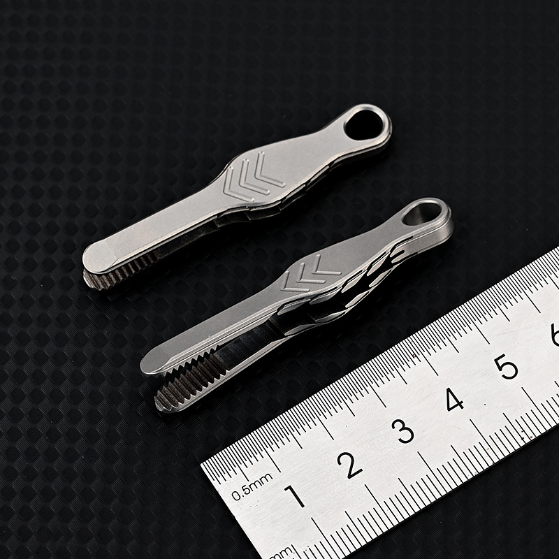 TC4 Titan-Stahl-Pinzette Multifunktional mit Schnappverschluss Korkenzieher CNC-gefräste Clips EDC Outdoor-Werkzeug – Detail 35