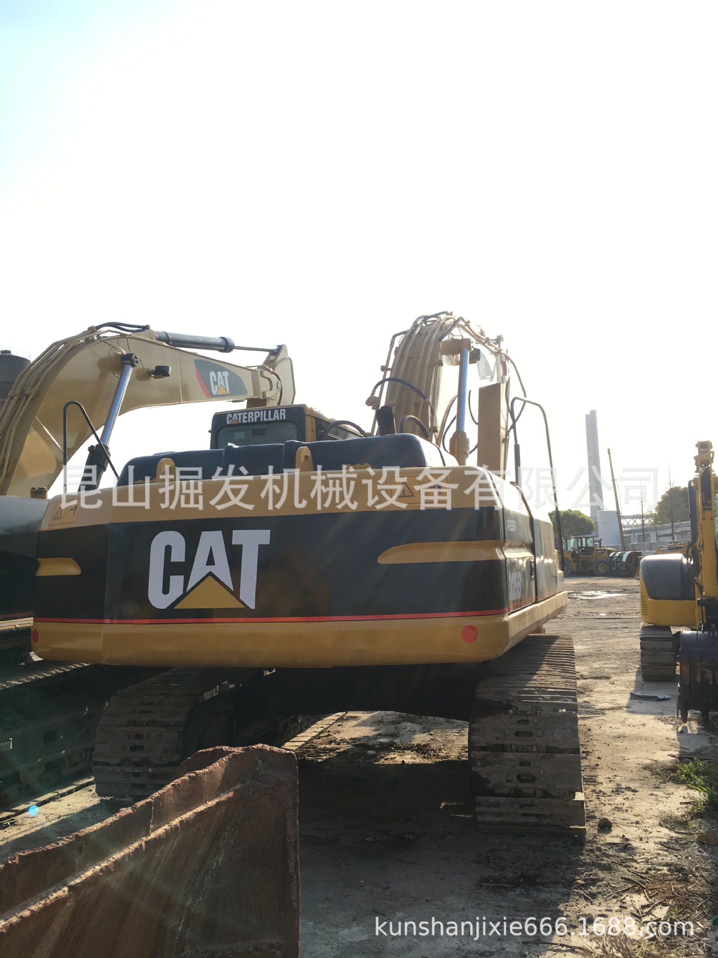 二手卡特325B挖掘机 卡特325挖掘机