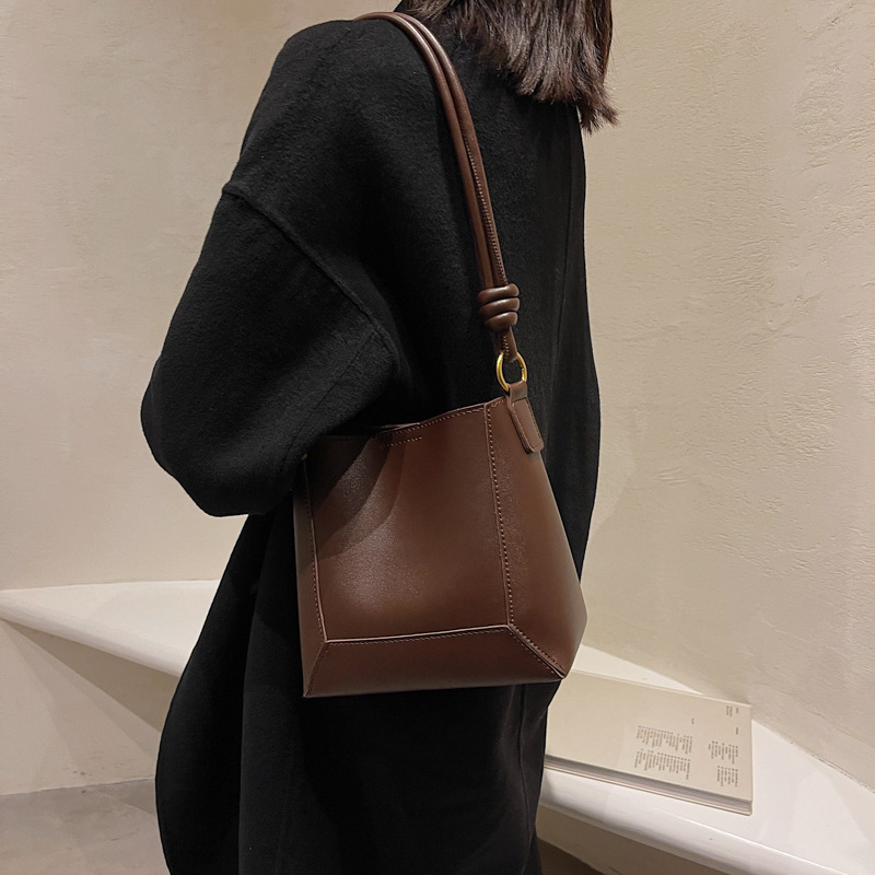Damestas, nieuwe mode, grote capaciteit, eenvoudige schoudertas, crossbodytas, retro textuur, bucket bag, herentas, damestas_voghion.com
