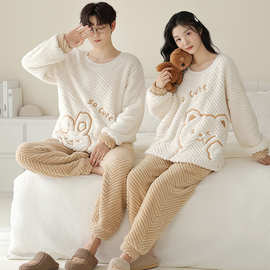 珊瑚绒情侣睡衣女士秋冬季加厚加绒新款圆领法兰绒家居服青年套装