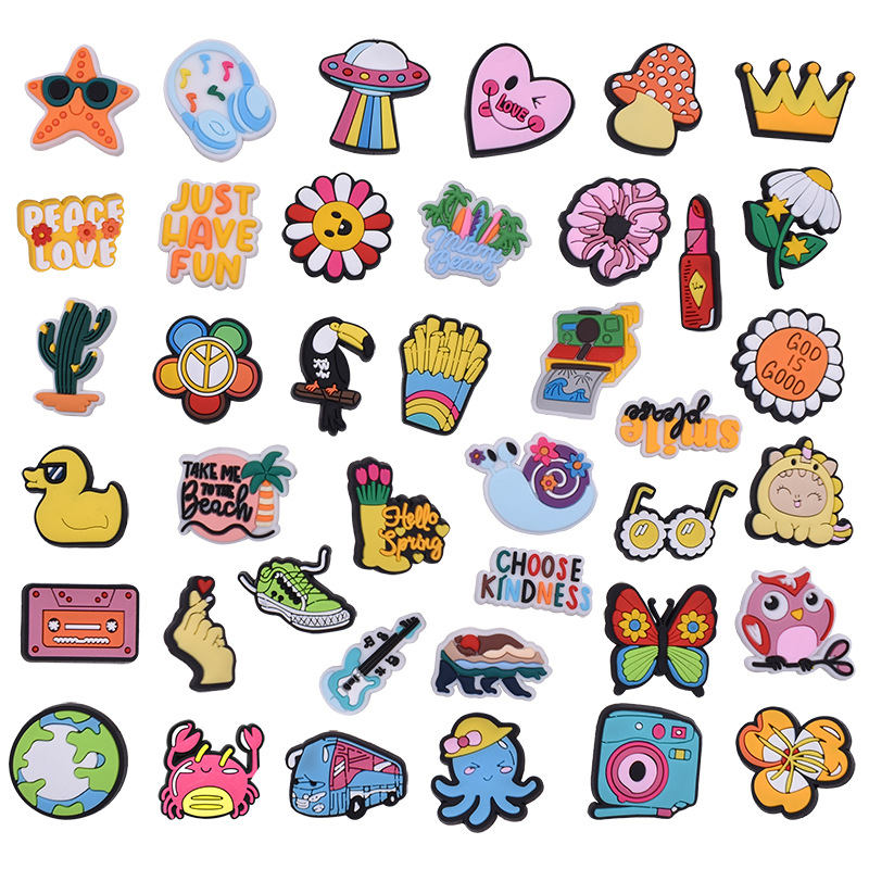 cartoon cute travel removable Crocs-style slippers PVC