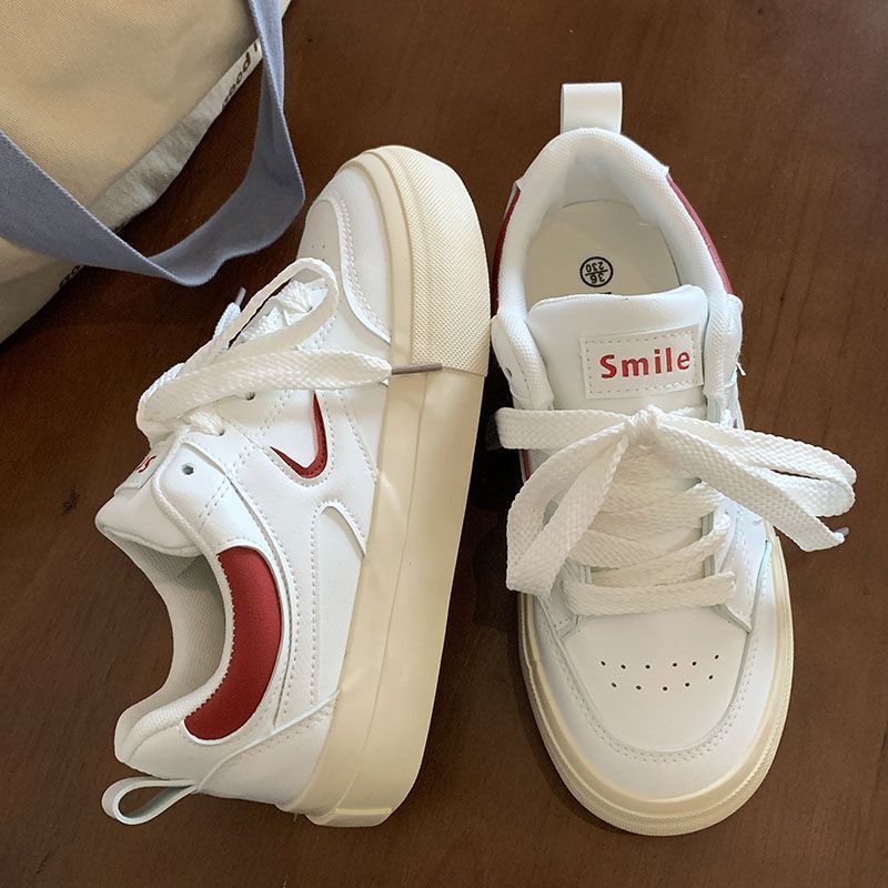 Zapatos de mujer Zapatos blancos para mujer 2023 primavera y verano nuevos deportes casuales todo partido zapatillas de plataforma aumentadas para mujer ins