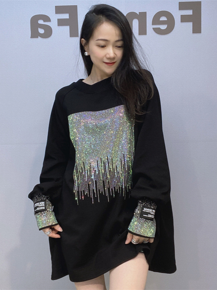 Camiseta informal y versátil de talla grande para mujer, para el invierno de 2025, ropa de talla grande con pedrería, top de manga larga para 90 kg. image 3